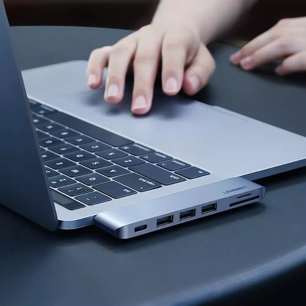 Hub USB-C UGREEN CM251 pentru Apple MacBook Pro / Air, 3 x USB-A 3.0 - 1 x USB-C - 1 x SD - 1 x microSD, Gri