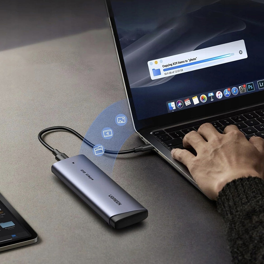 Rack UGREEN CM767 (55150) pentru SSD M.2 NVMe, Gri