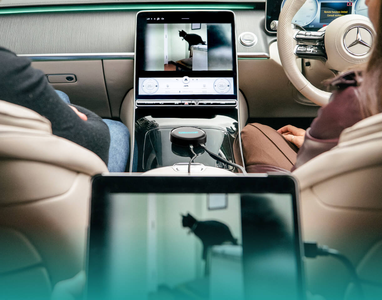 Adaptor Carplay / Android Auto Wireless Ottocast OttoAibox P3 Pro pentru Apple iPhone / Android Series, Resigilat PCS61-T