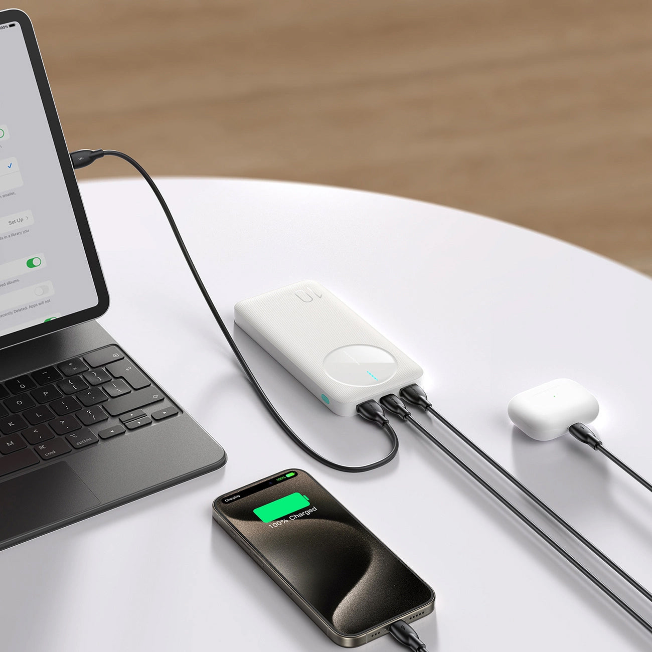 Baterie Externa Joyroom JR-PBF12, 10000mAh, 12W, 1 x USB-C - 2 x USB-A, Alba