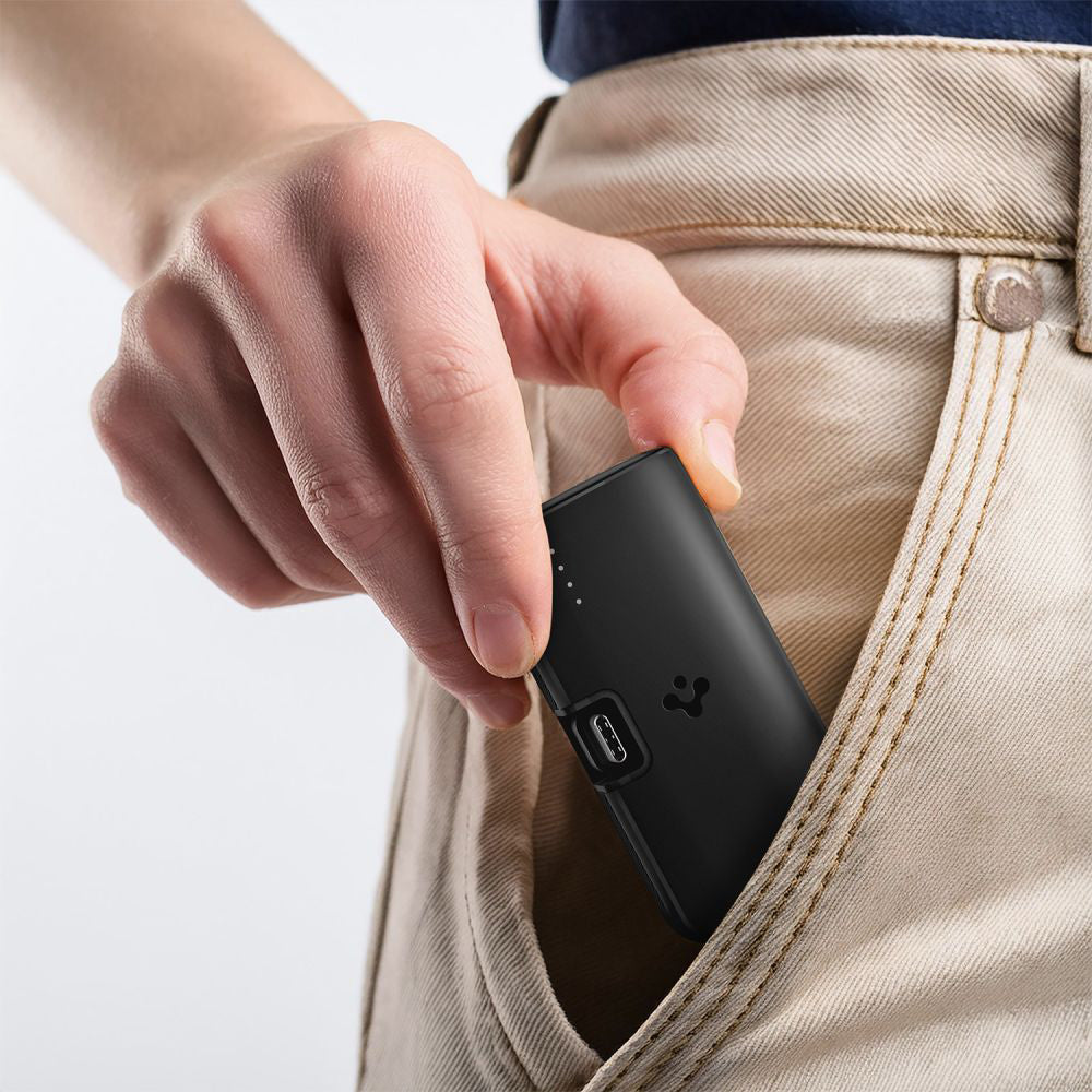 Baterie Externa Spigen, 5000mAh, 22.5W, PD, 1 x USB-C, Neagra