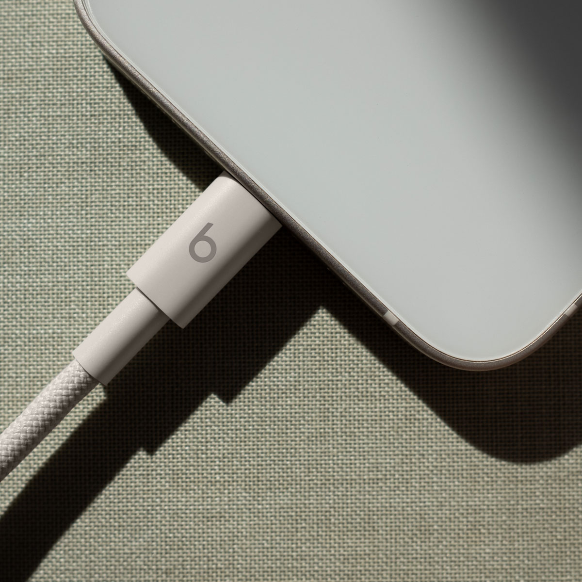 Cablu Date si Incarcare USB-C - Lightning Beats, 1.5m, Bej MDGL4ZM/A