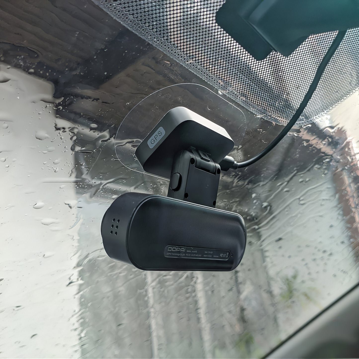 Camera Auto Fata Spate DDPAI mola N3 Pro, 1600P, Wi-Fi