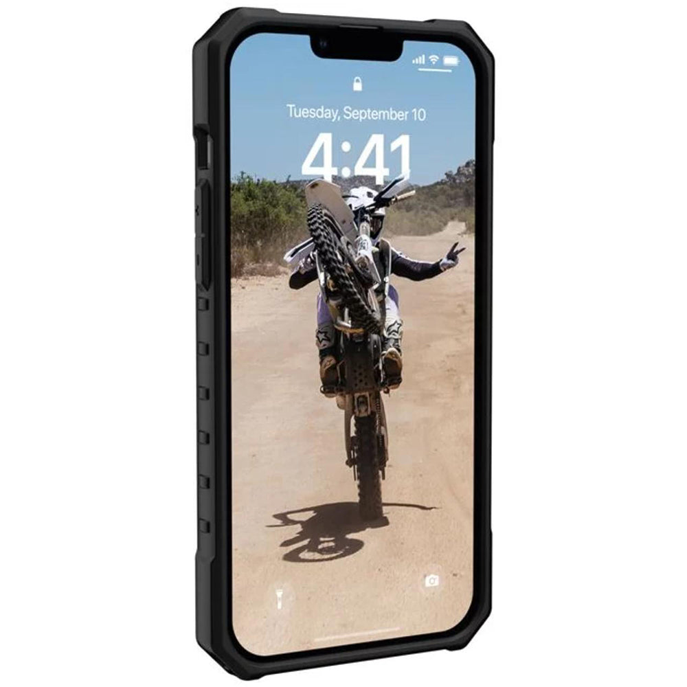 Husa MagSafe pentru Apple iPhone 14 Plus, Urban Armor Gear, Pathfinder, Neagra