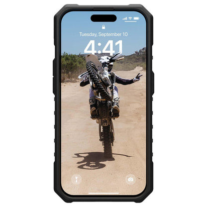 Husa MagSafe pentru Apple iPhone 15 Pro, Urban Armor Gear, Pathfinder SE Geo Camo, Camuflaj