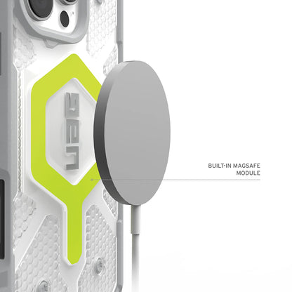 Husa MagSafe pentru Apple iPhone 17 Pro, Urban Armor Gear, Pathfinder Clear, Verde