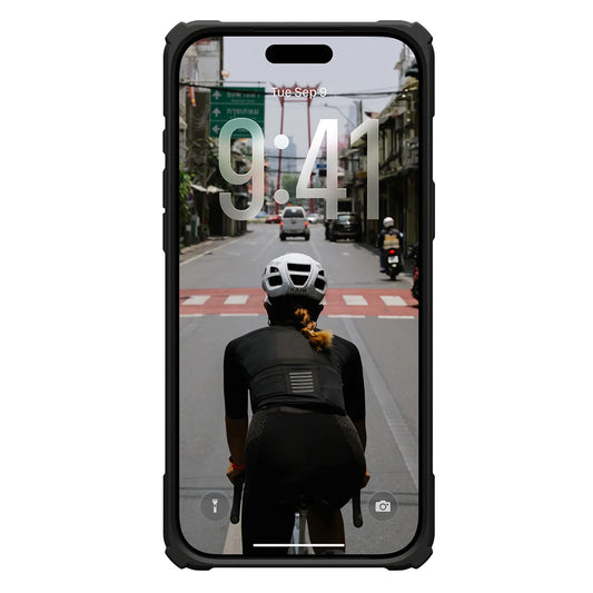 Husa MagSafe pentru Apple iPhone 17 Pro, Urban Armor Gear, Plasma XTE, Neagra Transparenta
