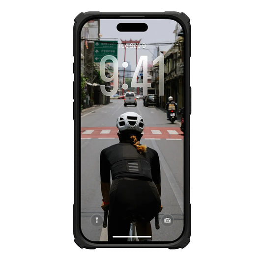 Husa MagSafe pentru Apple iPhone 17, Urban Armor Gear, Plasma XTE, Neagra