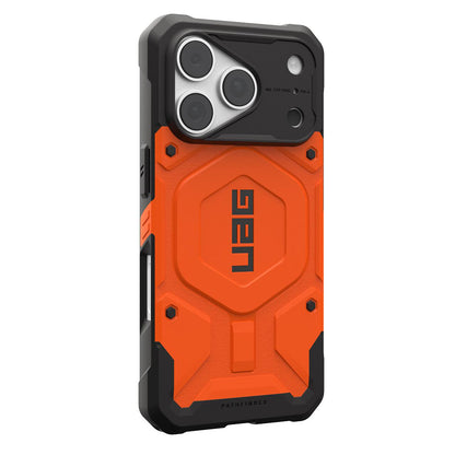 Husa MagSafe pentru Apple iPhone 18 Pro / 17 Pro, Urban Armor Gear, Pathfinder, Portocalie