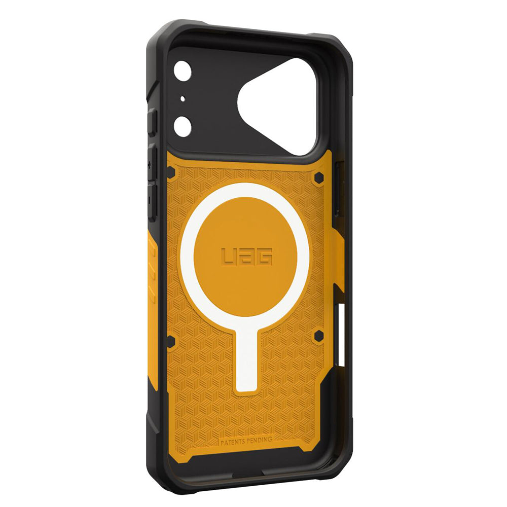 Husa MagSafe pentru Apple iPhone 18 Pro Max / 17 Pro Max, Urban Armor Gear, Pathfinder, Galbena