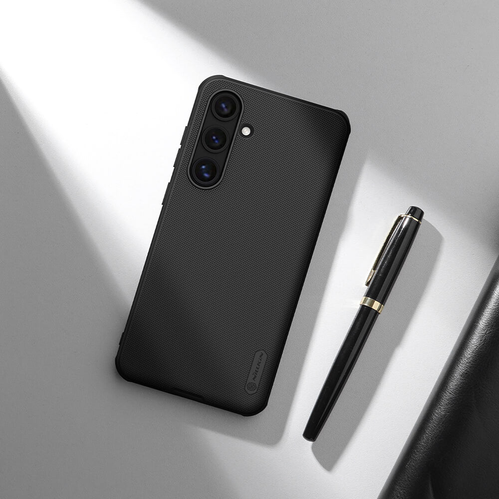 Husa MagSafe pentru Samsung Galaxy S24 FE S721, Nillkin, Super Shield Pro, Neagra Satinata