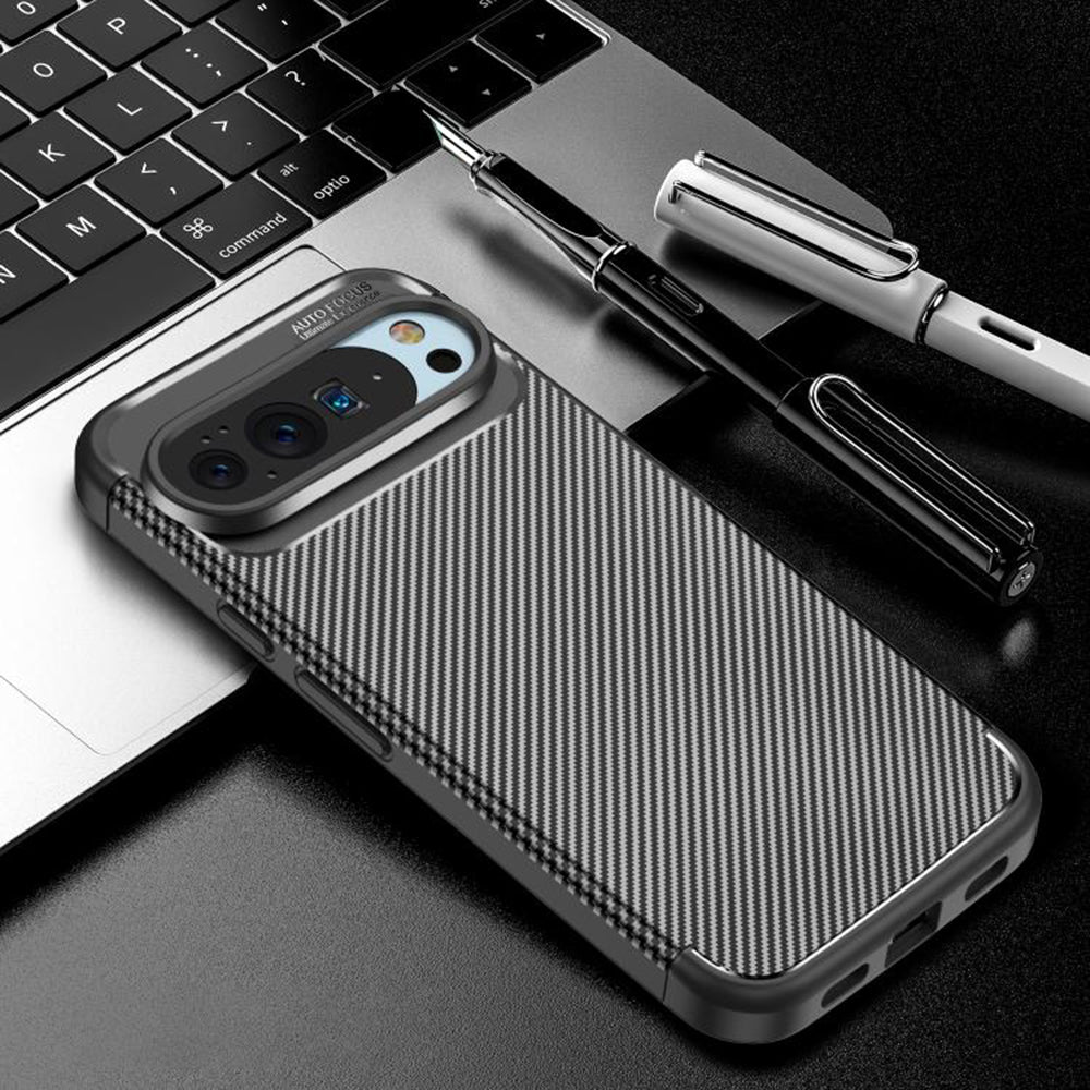 Husa pentru Google Pixel 10 Pro / 10, Techsuit, CarbonFiber, Neagra