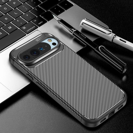 Husa pentru Google Pixel 10 Pro XL, Techsuit, CarbonFiber, Neagra