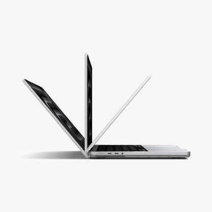 Husa Spigen Airskin pentru Apple MacBook Pro 16inch (2026) / (2024) / (2023) / (2021), Transparenta Satinata ACS11526