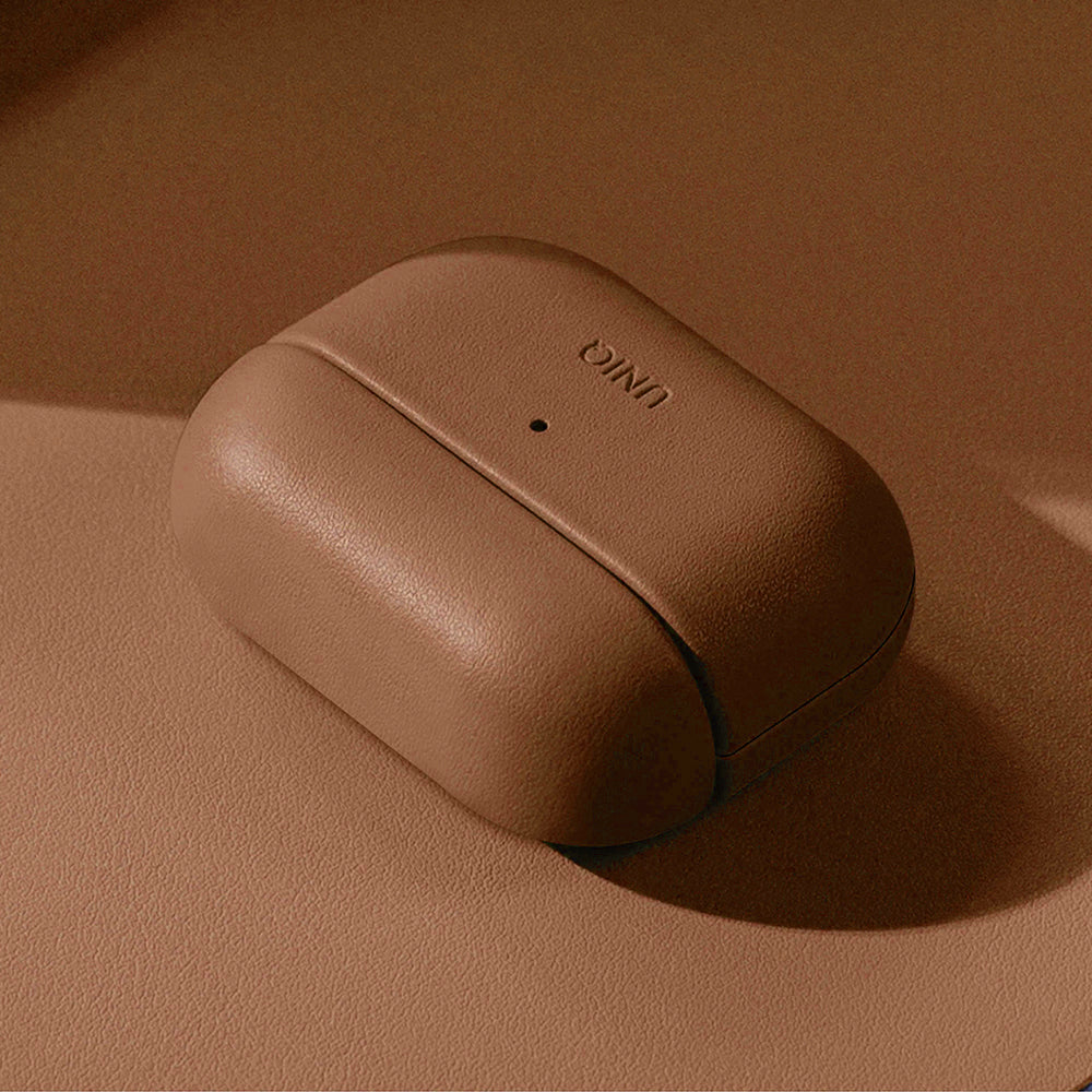 Husa UNIQ Lyden Vex pentru Apple AirPods Pro 3, Maro