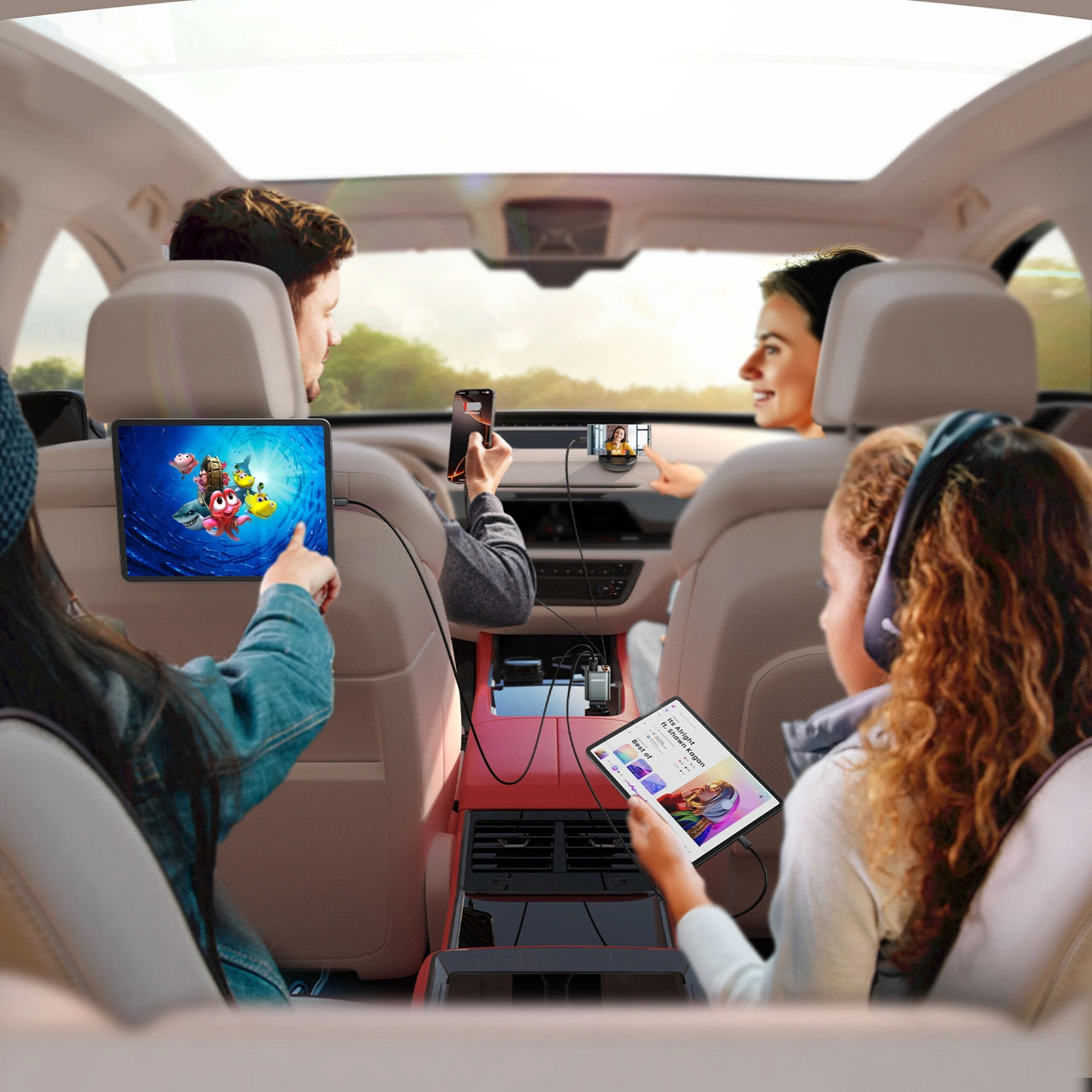 Incarcator Auto Cu Cablu USB-C / Lightning Joyroom JR-CCL05, 30W, 3A, 1 x USB-A - 1 x USB-C, Gri
