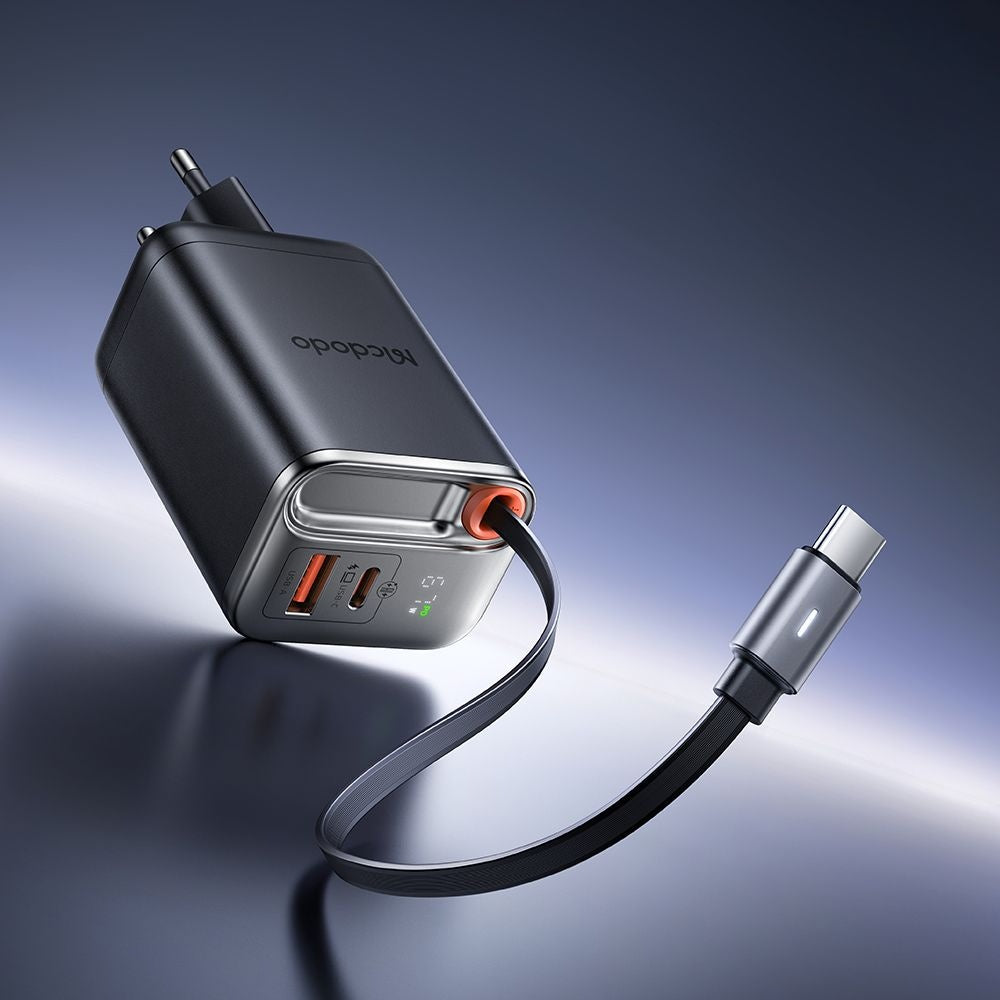 Incarcator Retea Cu Cablu USB-C McDodo CH-4100 FreeGo Display, 67W, 3.35A, 1 x USB-A - 1 x USB-C, Negru