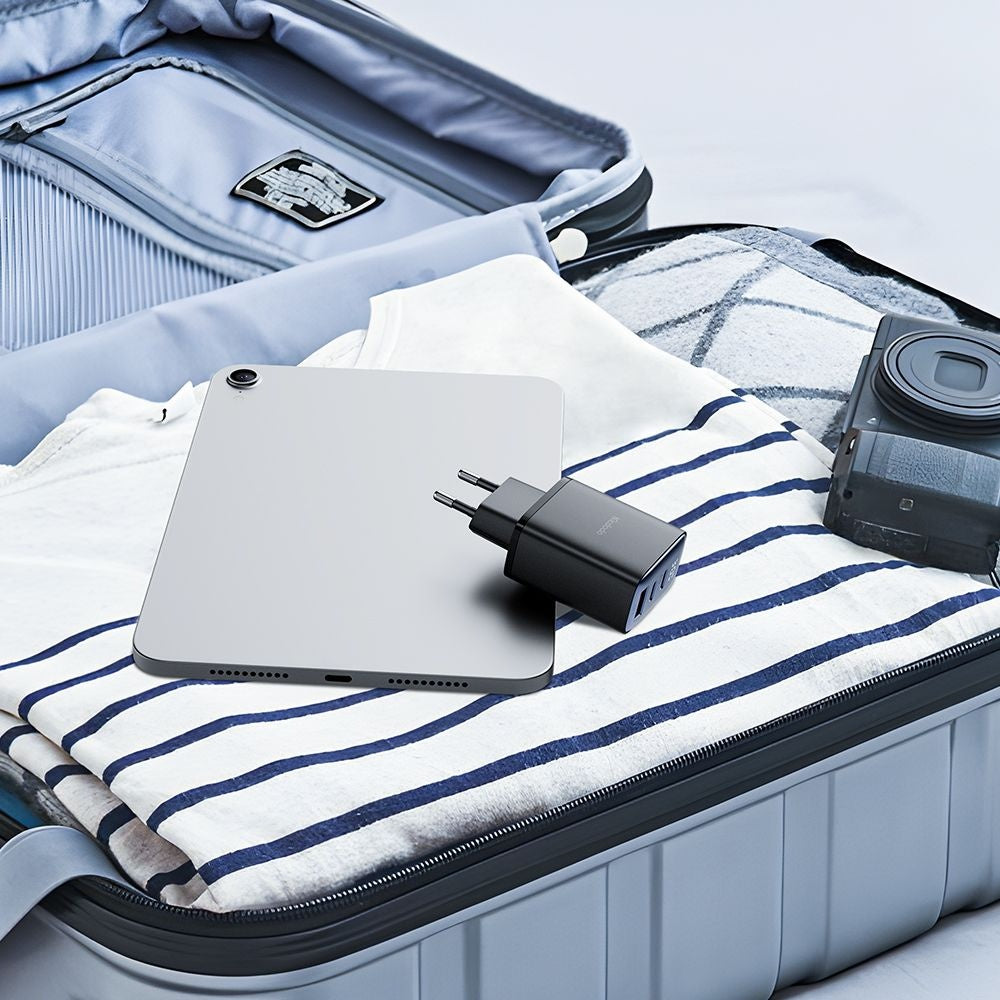 Incarcator Retea McDodo CH-2180 Display, 30W, 3A, 1 x USB-A - 2 x USB-C, Negru