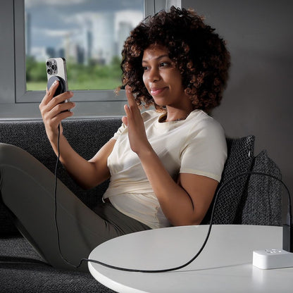 Incarcator Retea Wireless ESR HaloLock, 15W, 1.67A, Negru